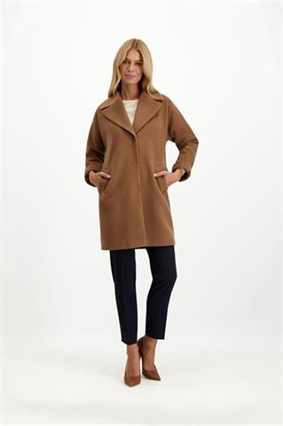 Camelowy płaszcz o pudełkowym kroju 85670 - 312641