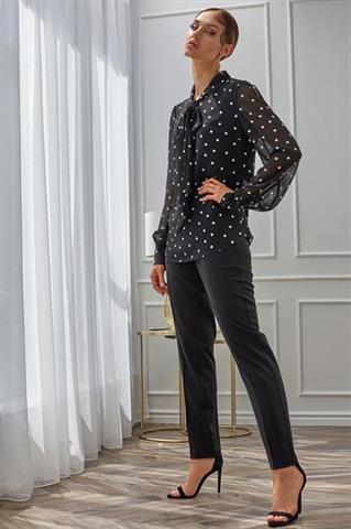Czarna elegancka bluzka damska w kropki 58492 - 323131