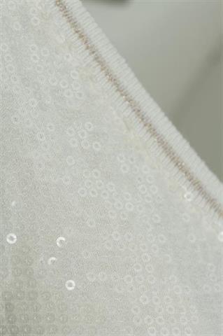 Biała bluzka damska elegancka z cekinami 84563 - 51811