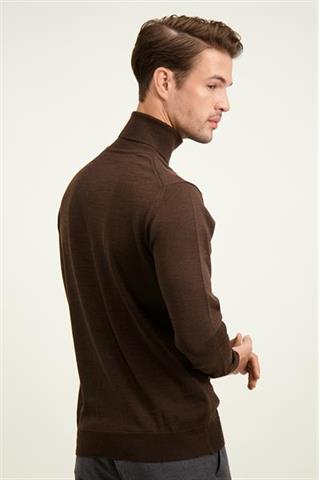 Brązowy golf męski z wełny merino 74298 - 596941