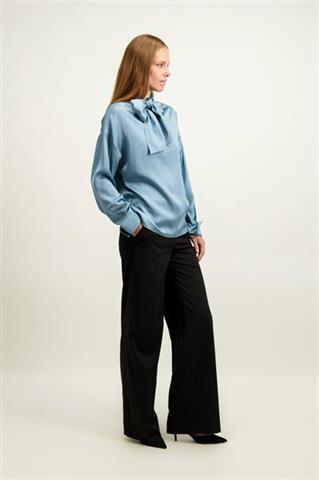 Elegancka niebieska bluzka damska z wiązaniem 87190 - 604871
