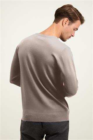 Beżowy sweter męski z wełny merino 74269 - 637001